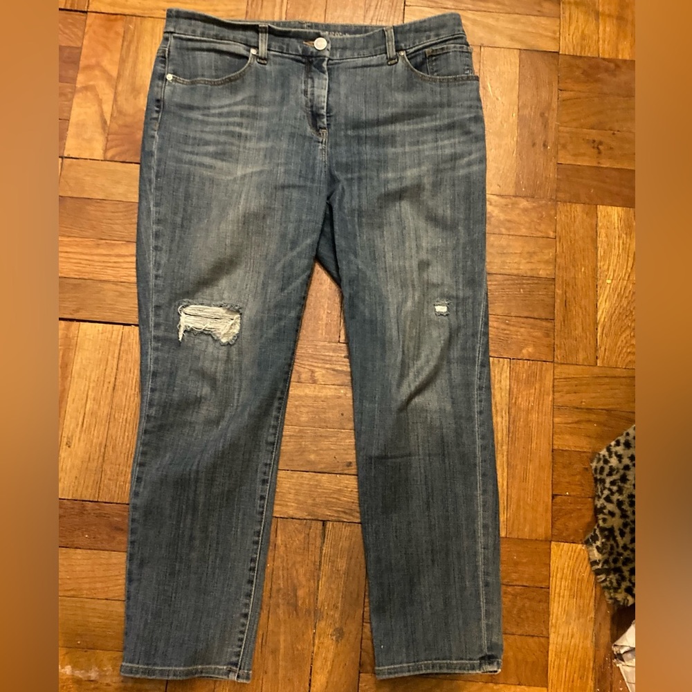 Chico’s So Slimming Girlfriend Ankle Distressed size 1P🥰❤️❤️